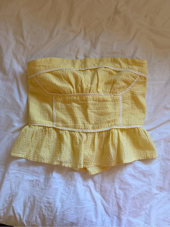 Free People Tops - Free People Soft Yellow Strapless Seersucker Peplum Top